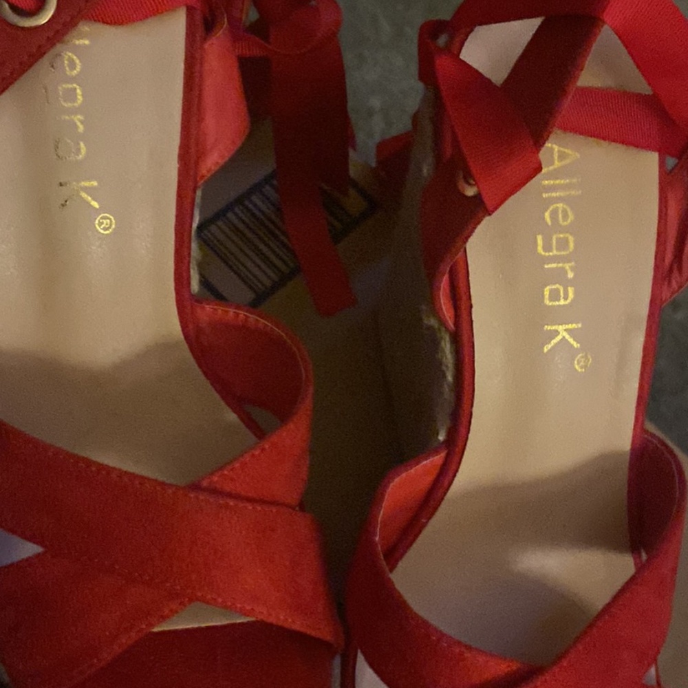 ❤️🔥🚨platform sandals red 🚨🔥❤️